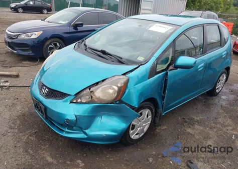 2013 Honda Fit из США, поврежденный, VIN JHMGE8H31DC004963